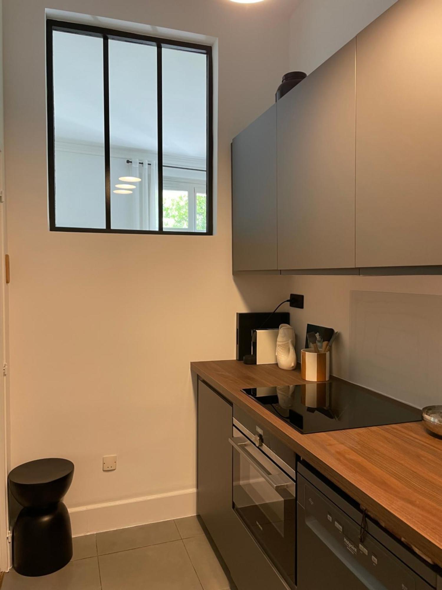 Nimes , appartement rénové dans immeuble classé. Exterior foto