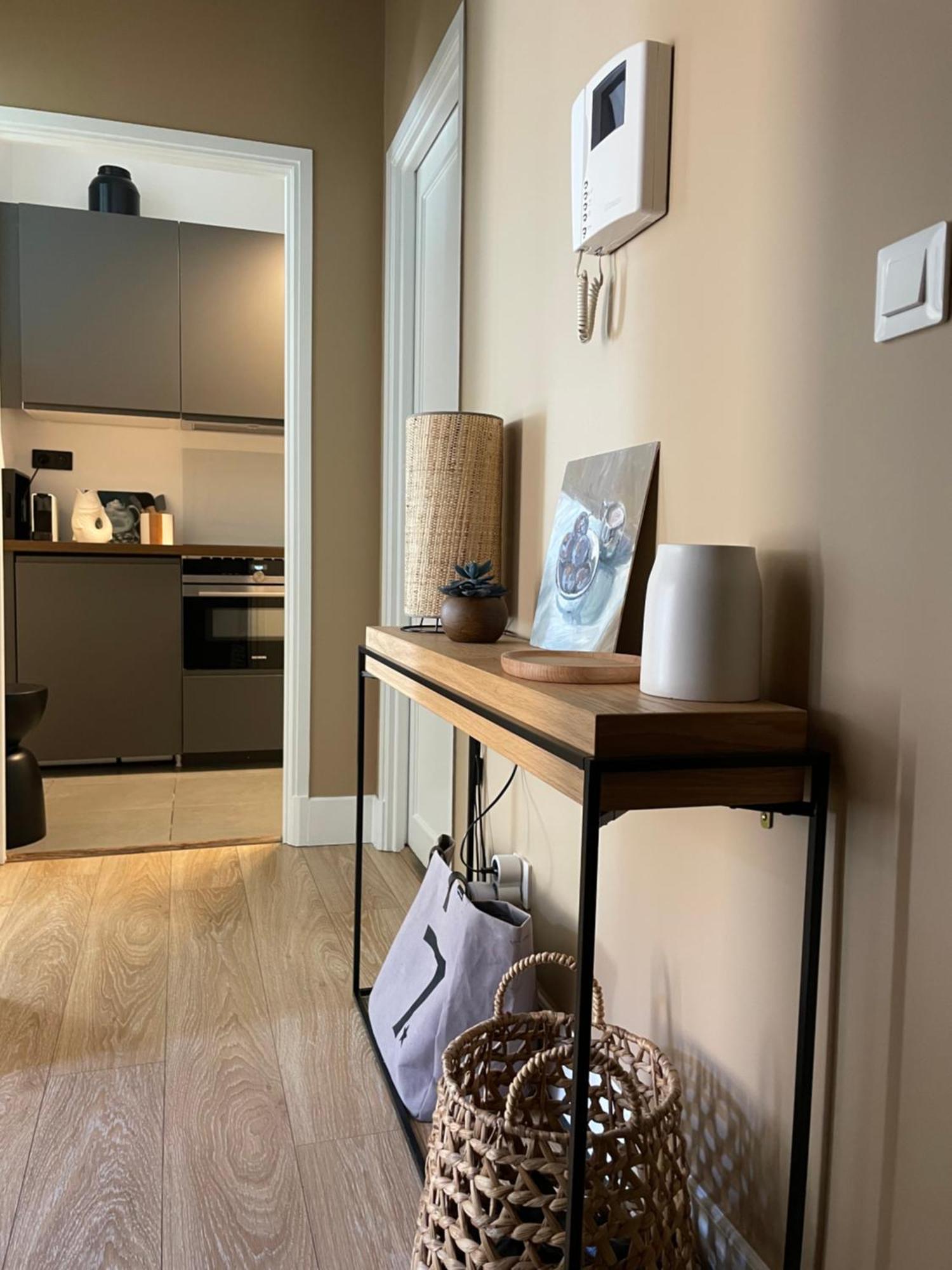 Nimes , appartement rénové dans immeuble classé. Exterior foto